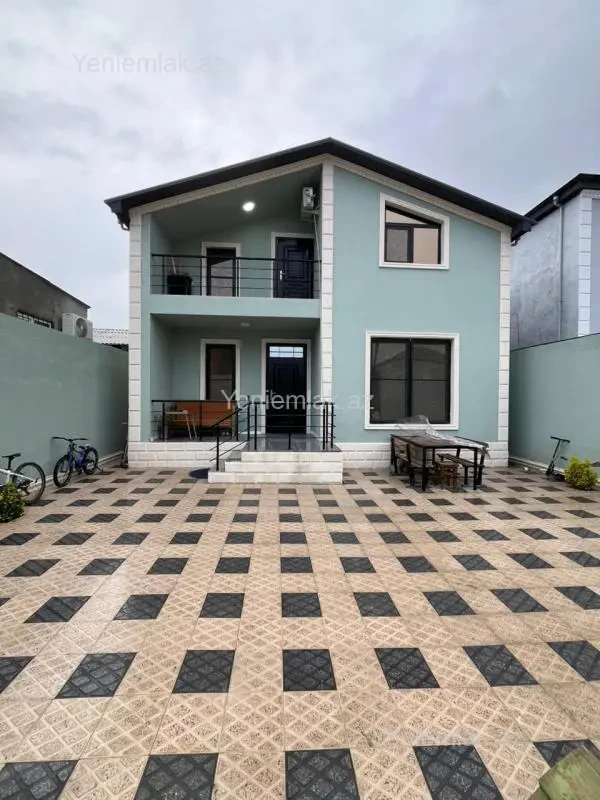 Satılır 5 otaqlı həyət evi 150 m²