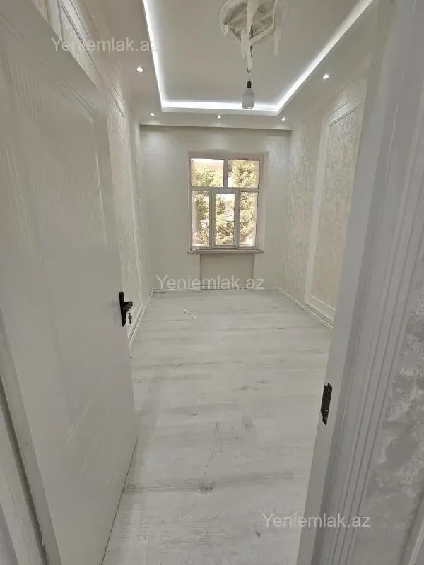 Satılır 2 otaqlı köhnə tikili 45 m²