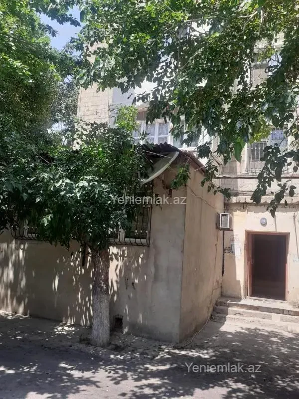 Satılır 2 otaqlı köhnə tikili 46 m²