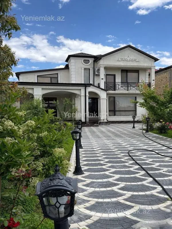 Satılır 6 otaqlı həyət evi 250 m²