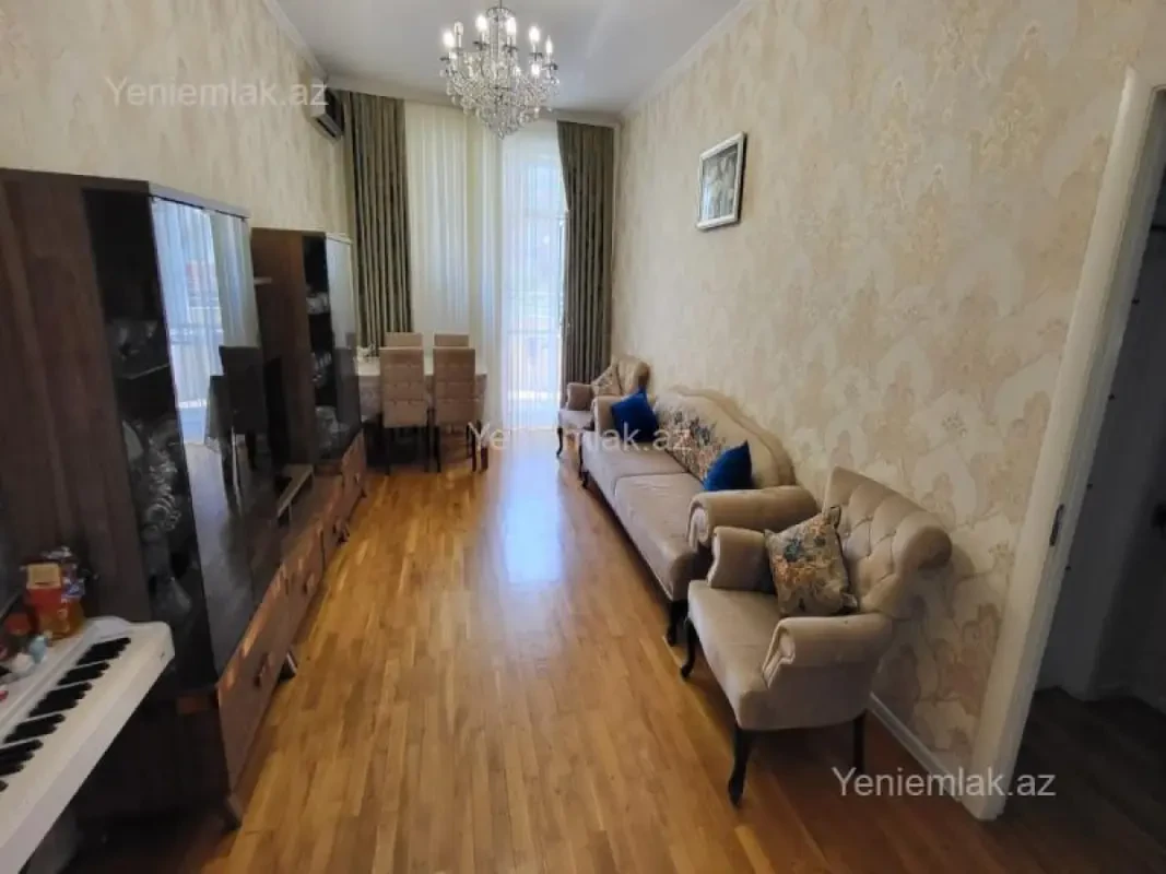 Satılır 2 otaqlı yeni tikili 60 m²