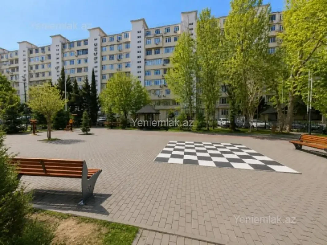 Satılır 2 otaqlı köhnə tikili 45 m²