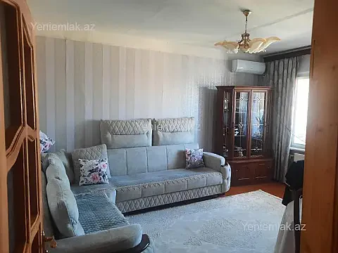 Satılır 3 otaqlı köhnə tikili 68 m² — Sumqayıt, 8-ci mikrorayon 3 otaq 68.00 m²