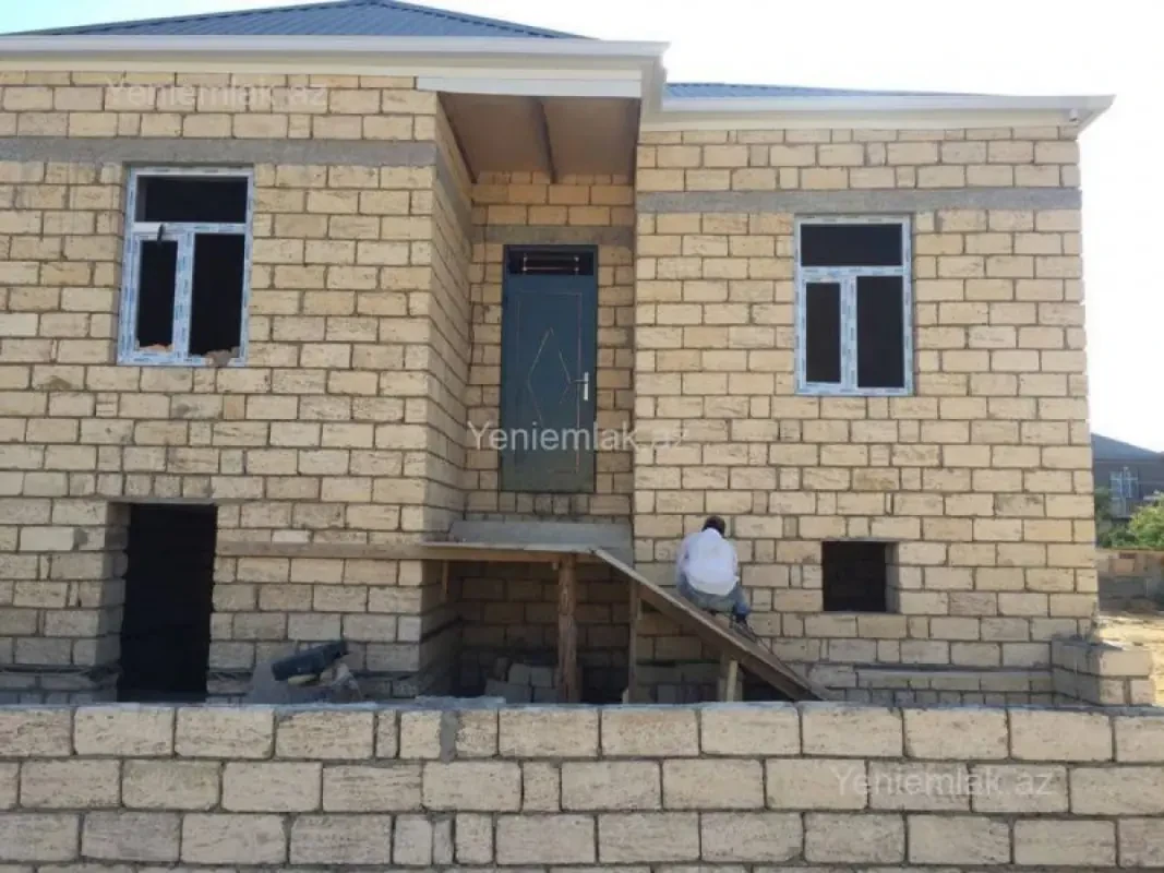 Satılır 3 otaqlı həyət evi 70 m²