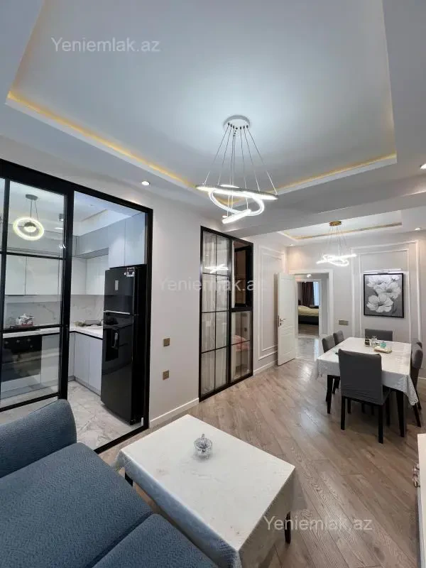 Satılır 3 otaqlı yeni tikili 100 m²