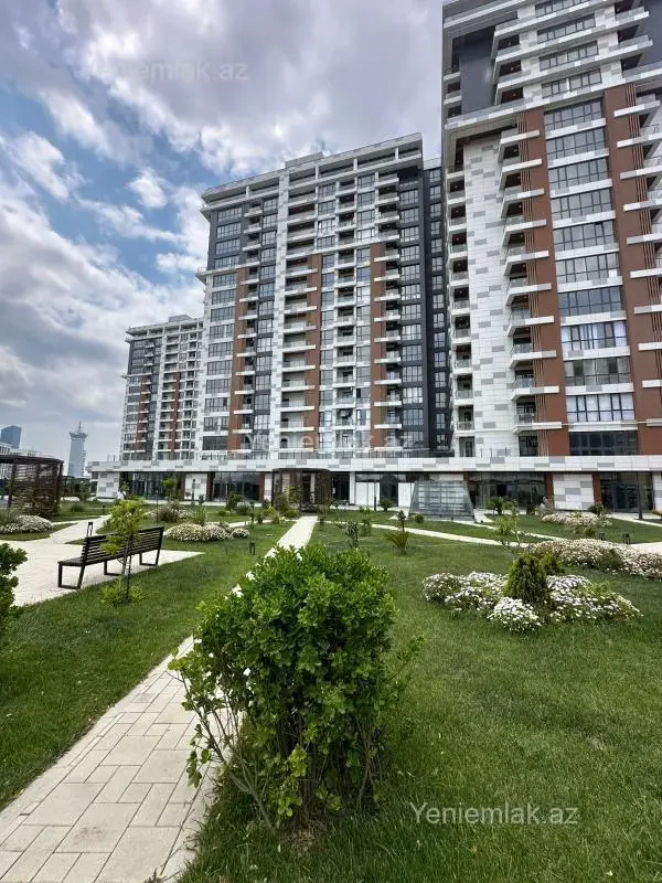 Satılır 3 otaqlı yeni tikili 98 m²