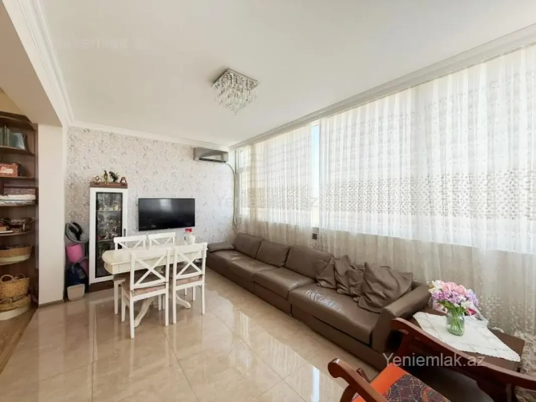 Satılır 3 otaqlı yeni tikili 100 m²