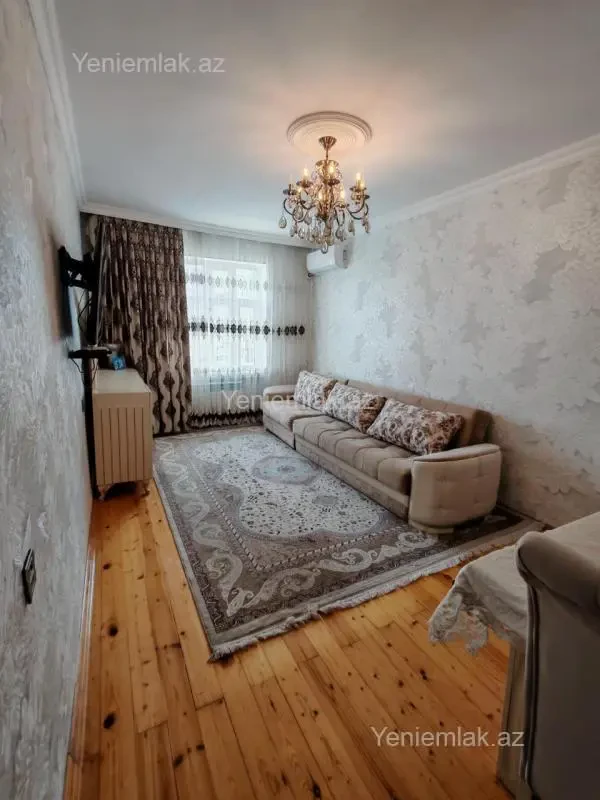 Satılır 2 otaqlı köhnə tikili 60 m²