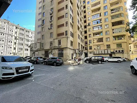 Satılır 4 otaqlı yeni tikili 180 m² — Bakı, Nəsimi 4 otaq 180.00 m²