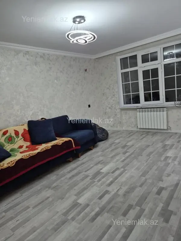 Satılır 1 otaqlı köhnə tikili 32 m²