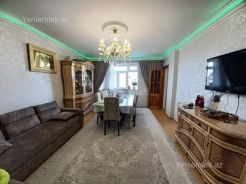 Satılır 3 otaqlı köhnə tikili 90 m² — Sumqayıt, 3-cü mikrorayon 3 otaq 90.00 m²