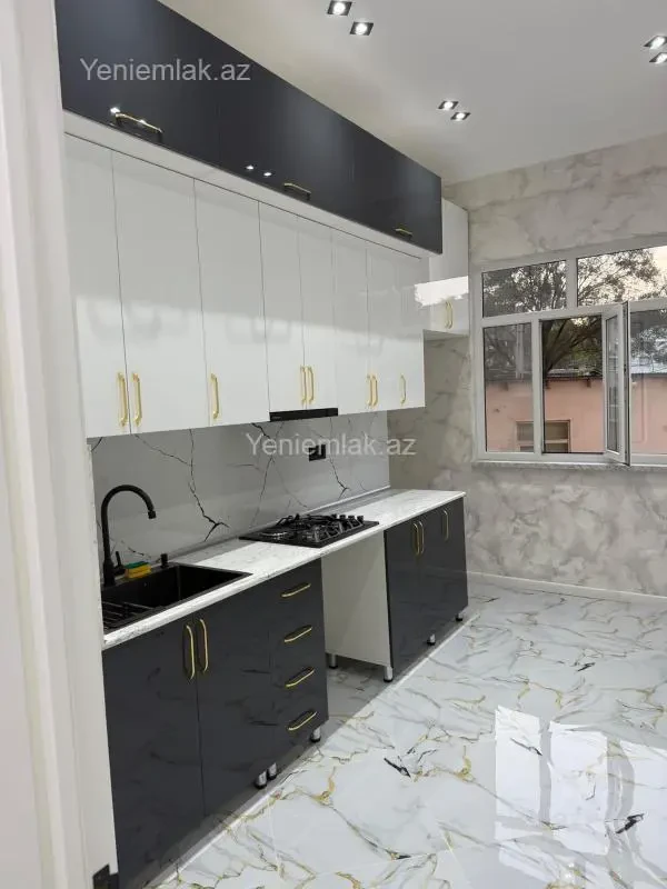 Satılır 2 otaqlı yeni tikili 80.6 m²