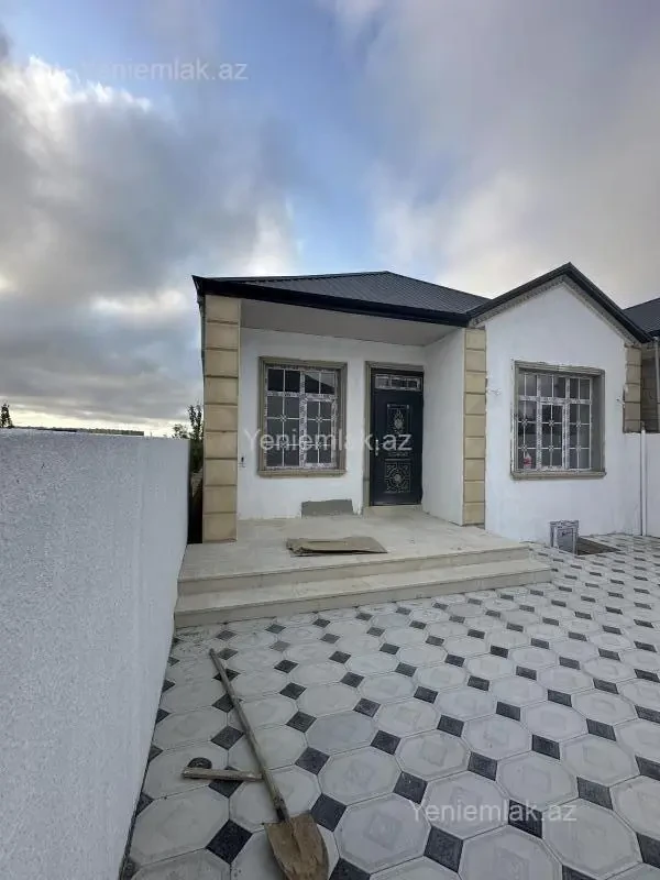 Satılır 3 otaqlı həyət evi 75 m²
