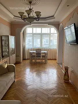 Satılır 3 otaqlı köhnə tikili 75 m² — Bakı, Nəsimi 3 otaq 75.00 m²