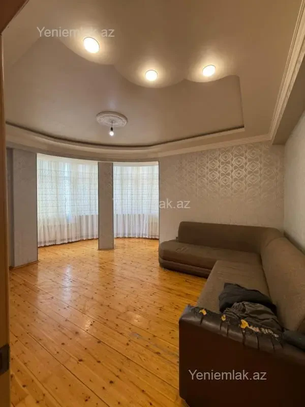 Satılır 2 otaqlı yeni tikili 80 m²
