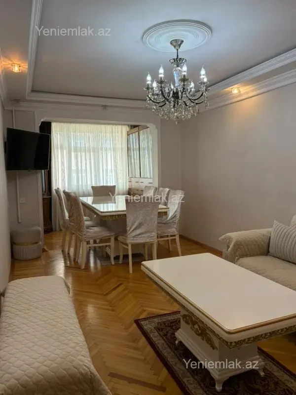 Satılır 3 otaqlı köhnə tikili 65 m²