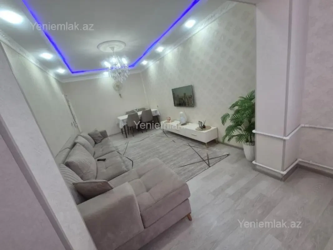 Satılır 3 otaqlı köhnə tikili 90 m²