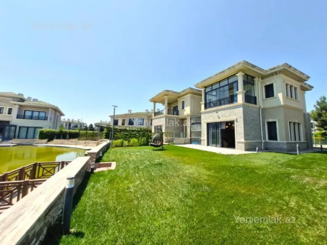Satılır 4 otaqlı həyət evi 185 m²