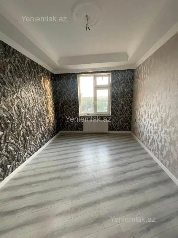 Satılır 4 otaqlı köhnə tikili 85 m²