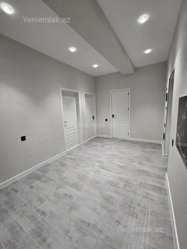 Satılır 2 otaqlı yeni tikili 63 m²