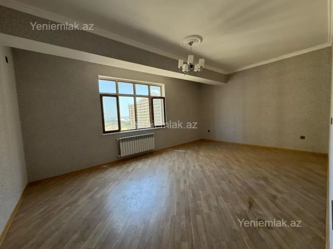 Satılır 3 otaqlı yeni tikili 120 m²