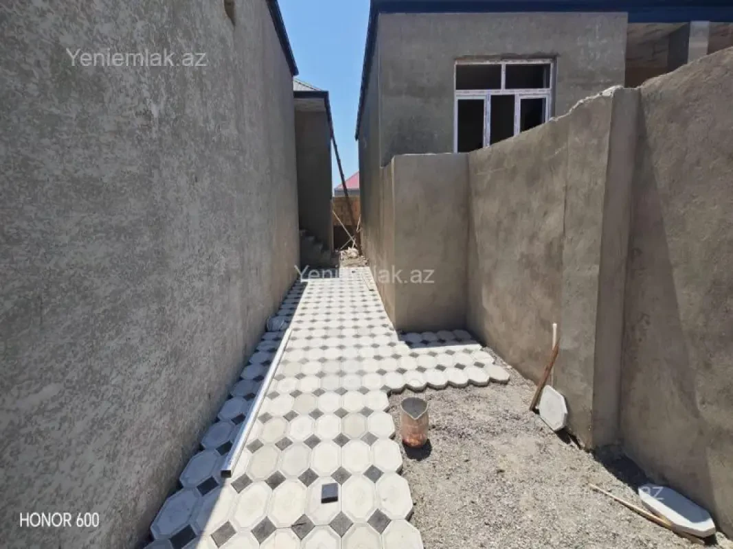 Satılır 2 otaqlı həyət evi 60 m²