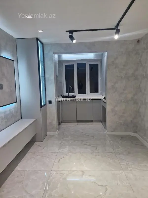 Satılır 4 otaqlı yeni tikili 80 m²