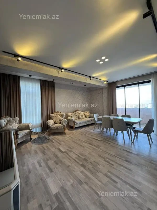 Satılır 3 otaqlı yeni tikili 118 m²