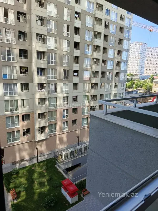 Satılır 3 otaqlı yeni tikili 95 m²
