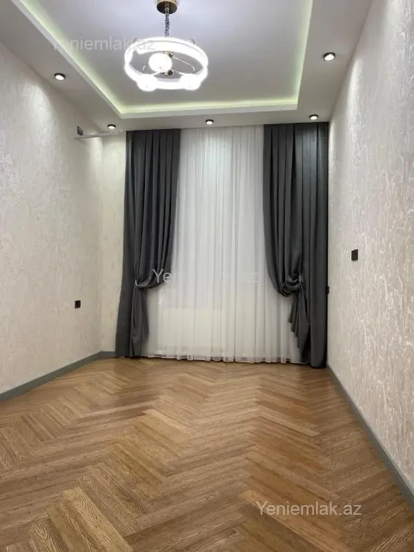 Satılır 2 otaqlı yeni tikili 68 m²