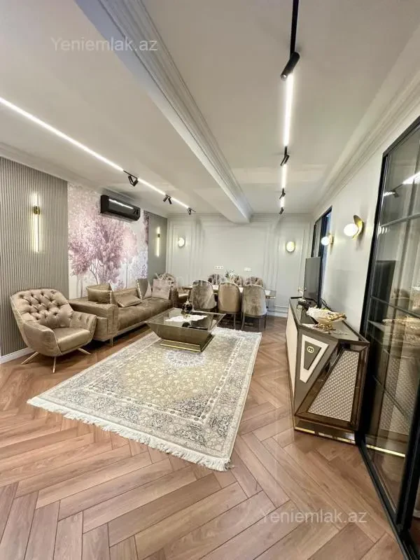 Satılır 3 otaqlı yeni tikili 110 m²