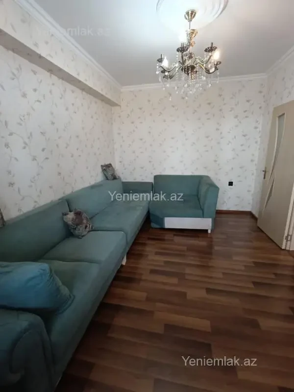 Satılır 2 otaqlı yeni tikili 80 m²