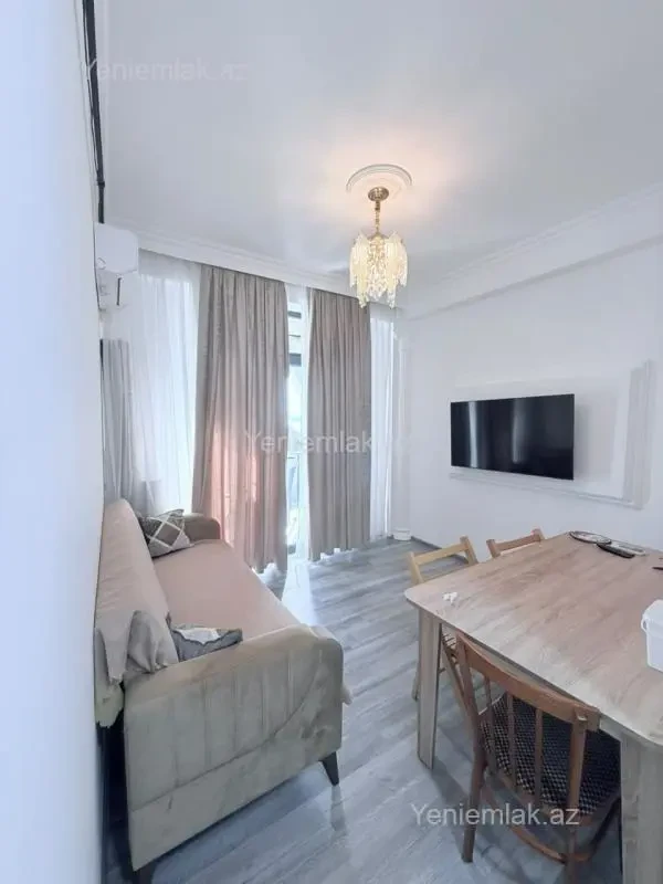 Satılır 2 otaqlı yeni tikili 44 m²