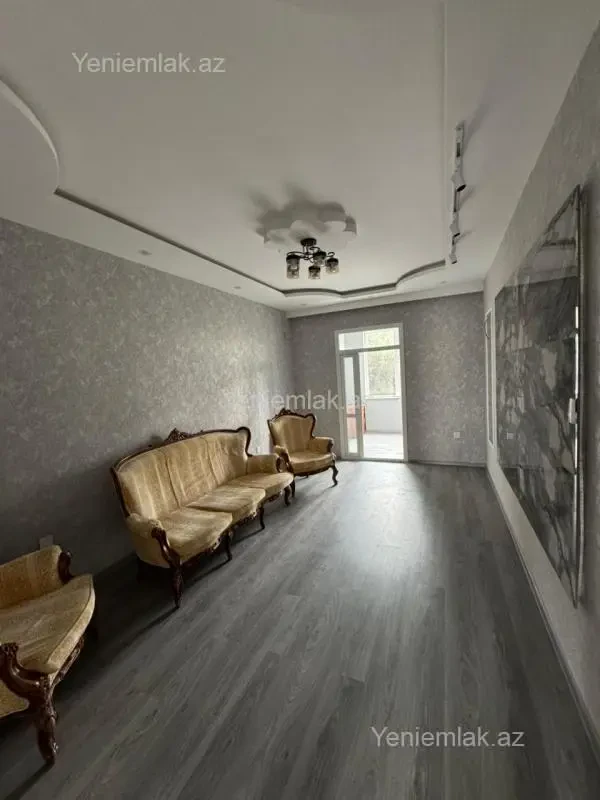 Satılır 3 otaqlı köhnə tikili 80 m²