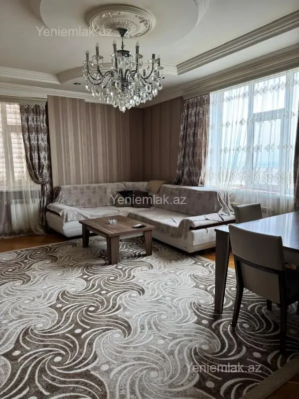 Satılır 3 otaqlı yeni tikili 120 m²