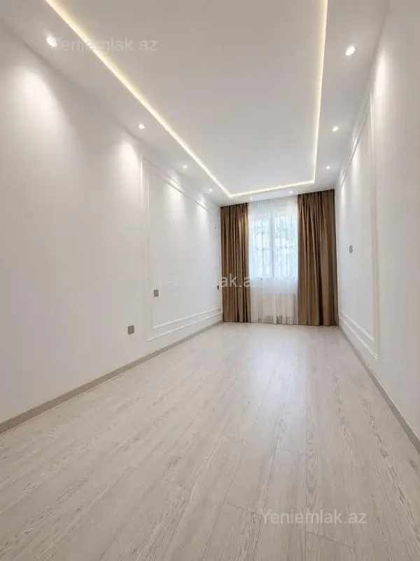 Satılır 3 otaqlı köhnə tikili 55 m²