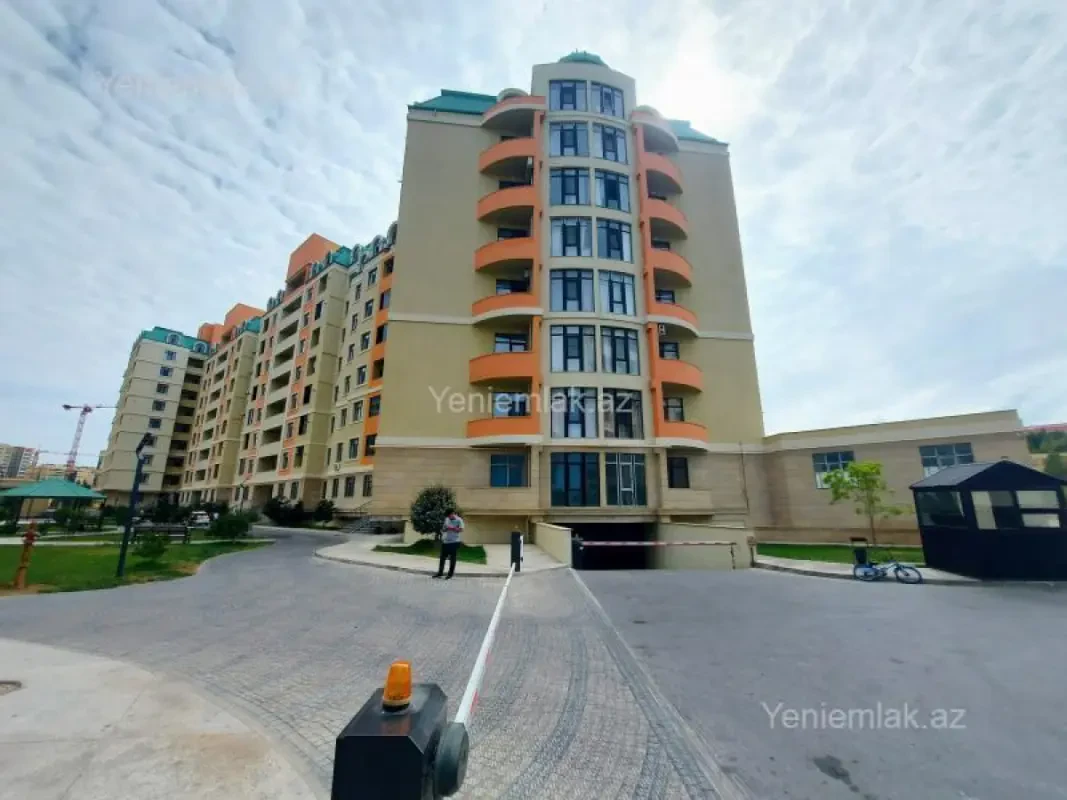 Satılır 2 otaqlı yeni tikili 68 m²