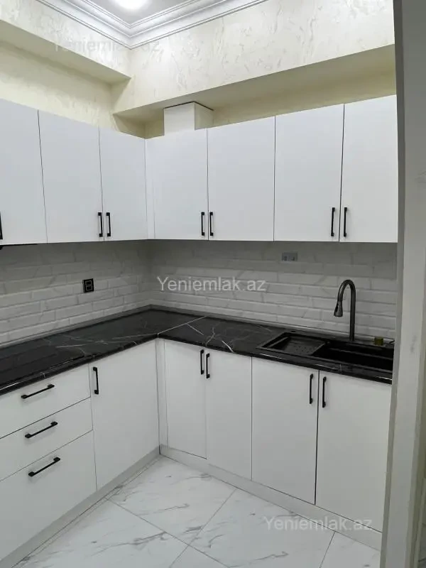 Satılır 2 otaqlı yeni tikili 68 m²