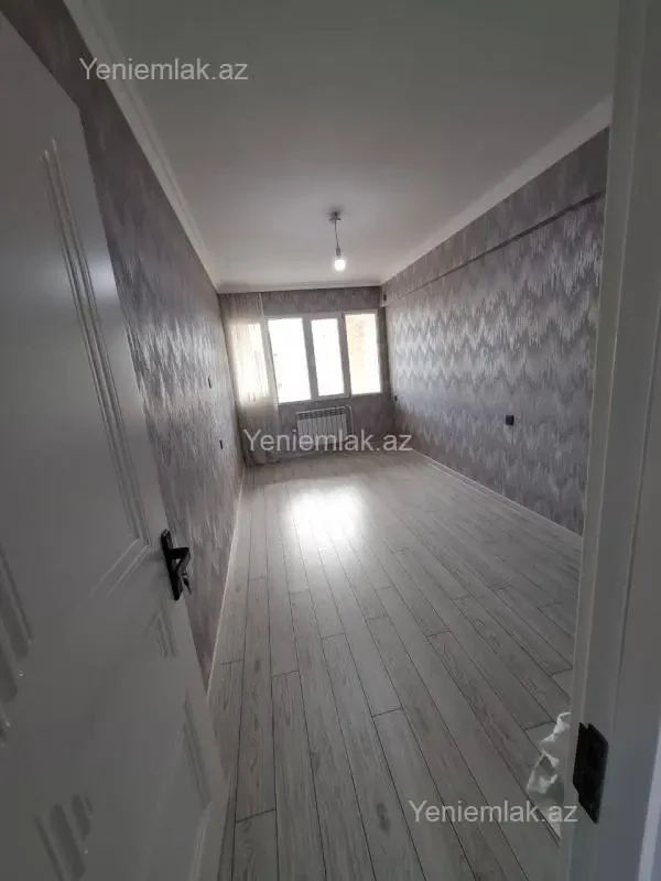 Satılır 2 otaqlı köhnə tikili 65 m²