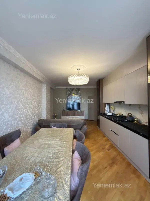 Satılır 3 otaqlı yeni tikili 95 m²