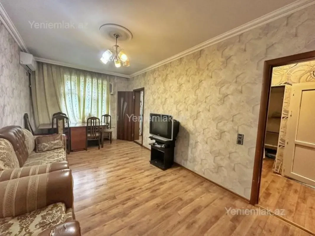 Satılır 3 otaqlı köhnə tikili 65 m²