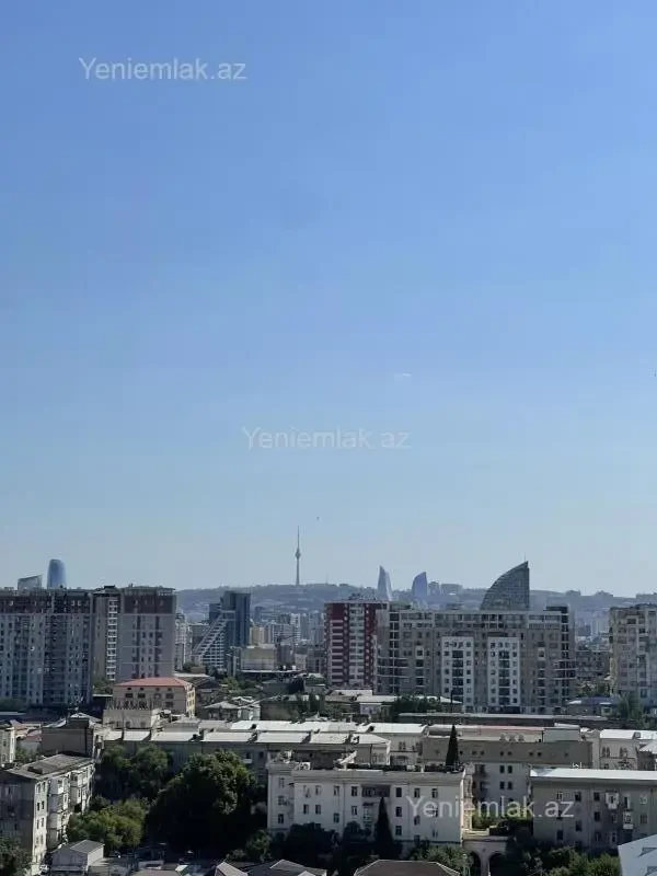 Satılır 3 otaqlı yeni tikili 140 m²