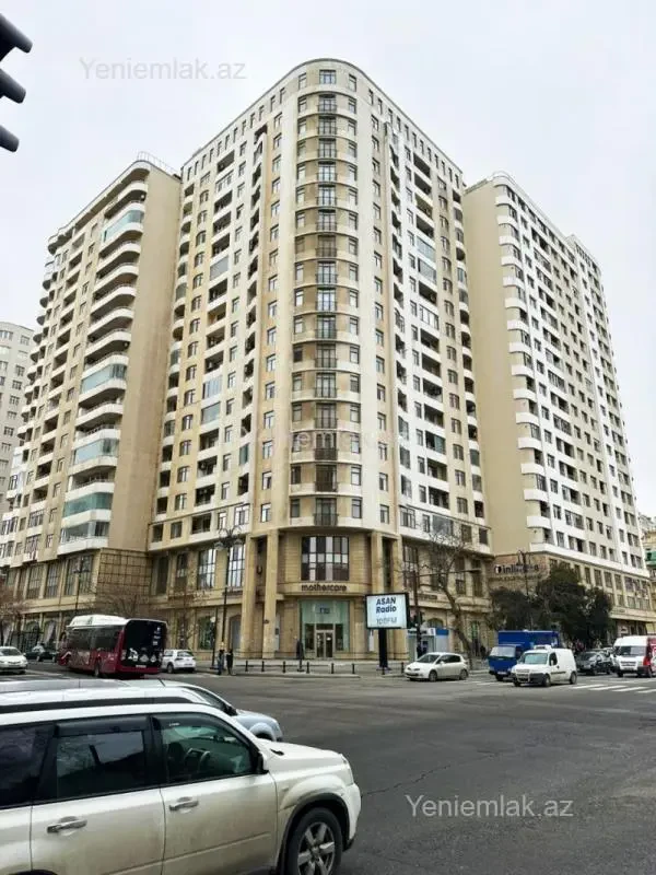 Satılır 2 otaqlı yeni tikili 100 m²
