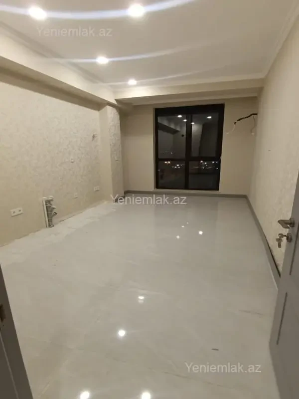 Satılır 2 otaqlı yeni tikili 62 m²