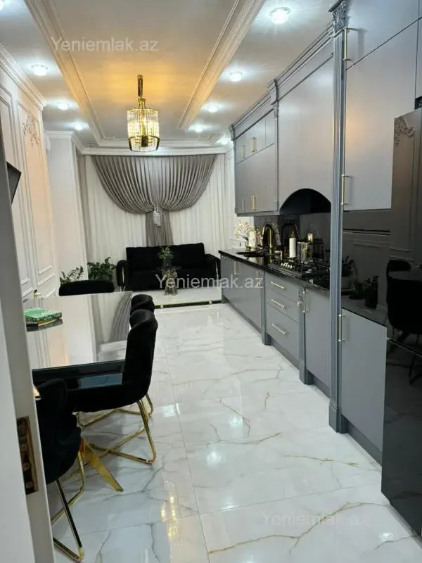 Satılır 3 otaqlı yeni tikili 181 m²