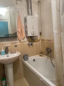 Satılır 3 otaqlı köhnə tikili 75 m² — Bakı, Nizami 3 otaq 75.00 m²