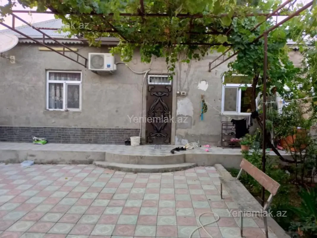 Satılır 4 otaqlı həyət evi 119 m²