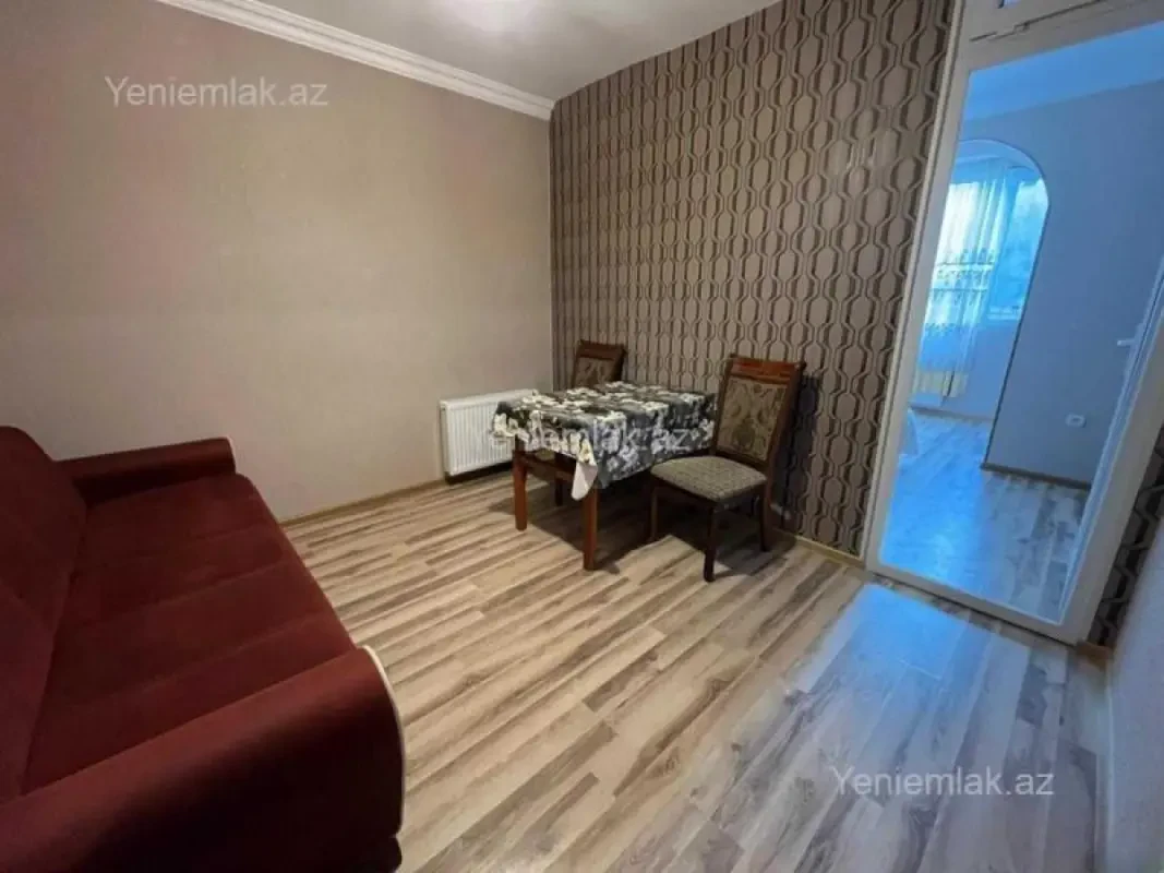 Satılır 2 otaqlı köhnə tikili 40 m²