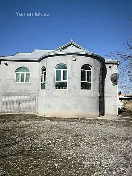Satılır 5 otaqlı həyət evi 150 m² — Bərdə 5 otaq 150.00 m²