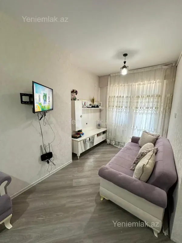 Satılır 1 otaqlı yeni tikili 43 m²